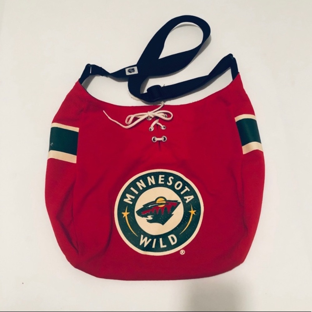 MN Wild Crossbody Bag